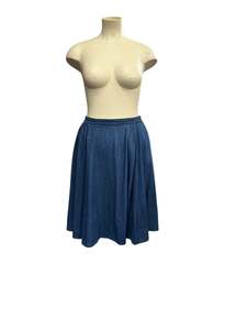 Sz 16: VANESSA KELLY DENIM SKIRT SZ 16