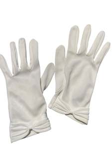 Gloves: WHITE BOW GLOVES