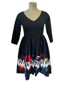 Dresses 1: COLLECTIF KEYBOARD DRESS| M (12)