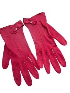 RED BEADED GLOVES