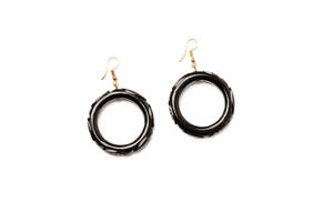 BLACK HEAVY CARVE DROP HOOP EARRINGS