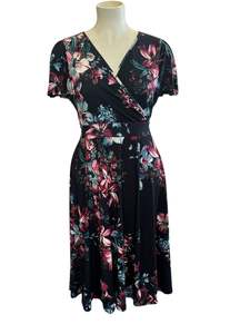 Sz 18: LADY V LYRA BLOOM DRESS | 18