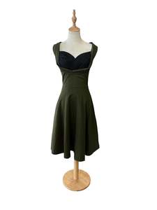 Sz8: ARMY GREEN DARLENE DRESS | 8