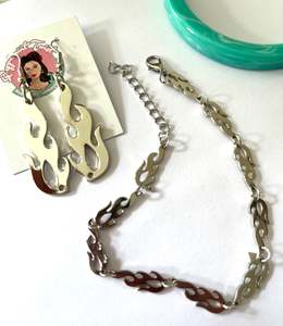 Jewellery: Flame Bracelet