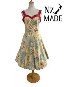 DEVOL PASTEL GARDEN DRESS sz M/12