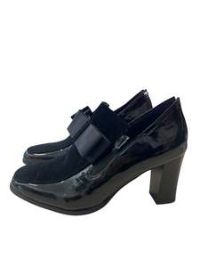 BLACK BOW HEELS | 8