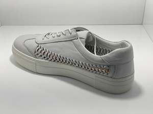 Lesana: Whotz Casual Sneaker