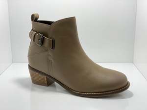 Lesana: Mandy Boot - Buckle