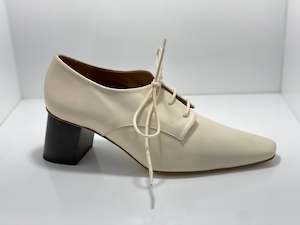 Court: Beau Coops Gwen Court Shoe