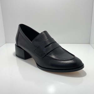 Loafer 1: Cass Leather Loafer EOS