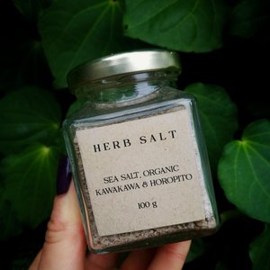 Products: Herb Salt- Native Spice - Persephone Potions
