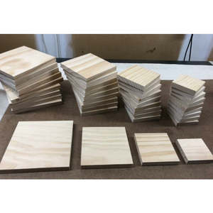Wooden Square (14cm)