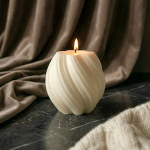 Personalised Engraved Candles: Handmade Soy Wax Swirl Scented Candle