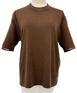 Womenswear: Short Sleeve Summer Knit Top - Chocolate