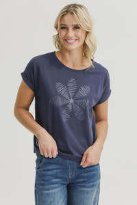 Home Lee: Jackie Tee - Navy Daisy Print