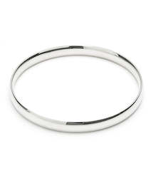Bracelets: Solid Silver Medium Weight Bangle