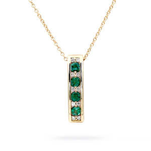 Necklaces: Emerald and Diamond Pendant Necklace