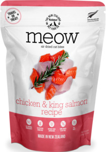 Cat Treats: Meow Air Dried Chicken & Salmon Cat Treat