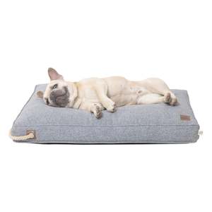 Bedding: INDIE & SCOUT PET PILLOW CHARCOAL MED