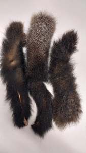 POSSUM TAIL - CAT TOY