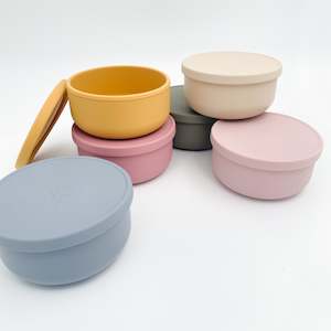 Bowls: Silicone Bowl with Lid