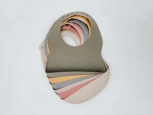Bibs: Silicone Baby Bibs (medium)