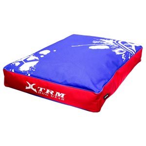 Products: Xtrm Dog Cushion Large Blue/Red