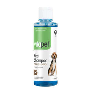Grooming Aids: VitaPet Flea Shampoo for Dogs 250ml