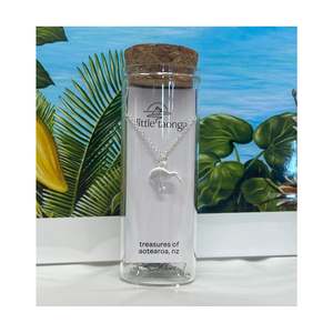 Jewellery: Kiwi Necklace - Silver
