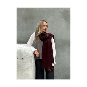 All: Merino Scarf 25 cm - Claret