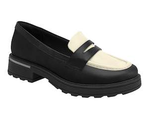 Loafer: Special Combination Piccadilly : Ref: 735023-001 – These products carry a feminine air and delicate colors, perfect for creating a romantic and sophisticated loafer look.