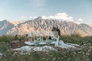 Frontpage: Picnique for 2