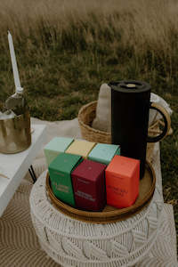 Picker's Pocket Tea Station