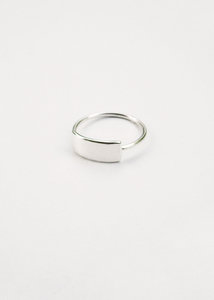 Products: MINA RING - Pigment studio