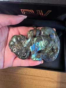 Labradorite tiki