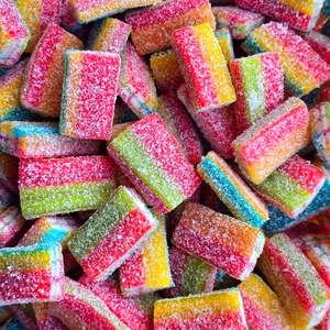 Straps Blowpipes: Fini Sour Rainbow Bricks