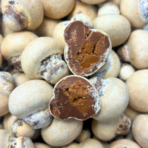 Chocolate Speckles: Cream Choc Mushrooms - Hazelnut (5pc)