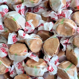 Wrapped Lollies: Hot Chocolate Salt Water Taffy