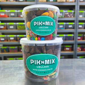 Big Ol Buckets: Bucket of Chocolate Mix