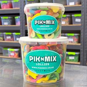 Bucket of Sweet n Sour Mix