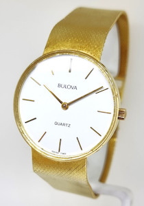Bulova Vintage 14ct gold quartz