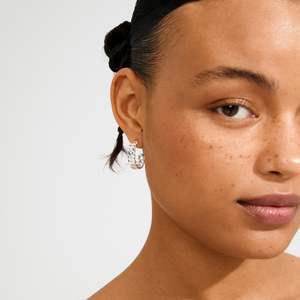 Silver Plated Jewellery: Mayer Earrings - Silver Plated