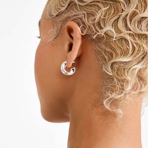 Jennings Hoop Earrings - Silver Plated