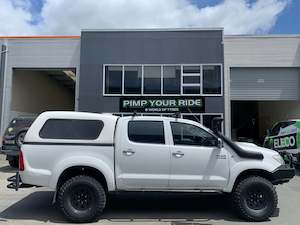 Fender Flares: Fender Flares Bolt on look for Toyota Hilux 2005-2011