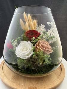 Dried Flowers: Dried Flower Terrarium - Romance