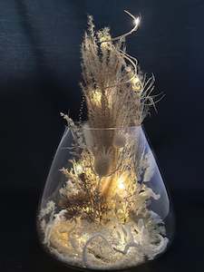 Dried Flowers Bottles: Dried Flower Terrarium with Lights