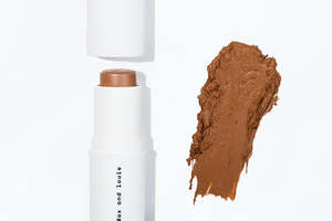 Max And Louie: Max & Louie Bronzer Stick - Medium