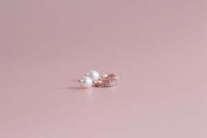 Willow Collective - Freya Pearl Huggies - Rose