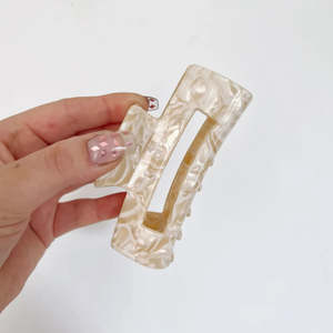 Luxe Lush Hair: Luxe Grip Acetate Hair Claw - Cream