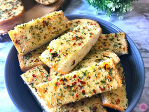 Products: Spicy Garlic Bread